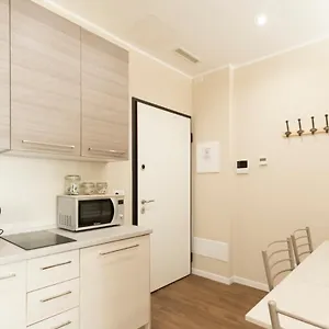 Via Torino 3 Appartement