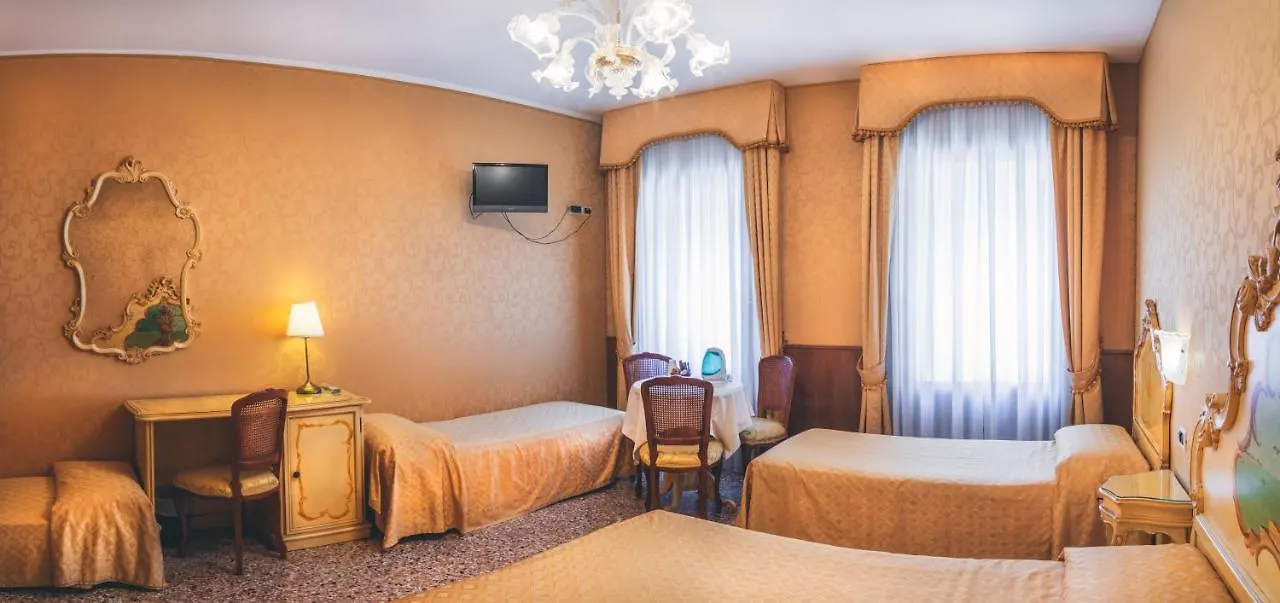 Hotel Al Malcanton Wenecja 2*,  Włochy
